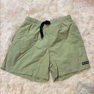 Columbia‎ Light Green Casual Shorts